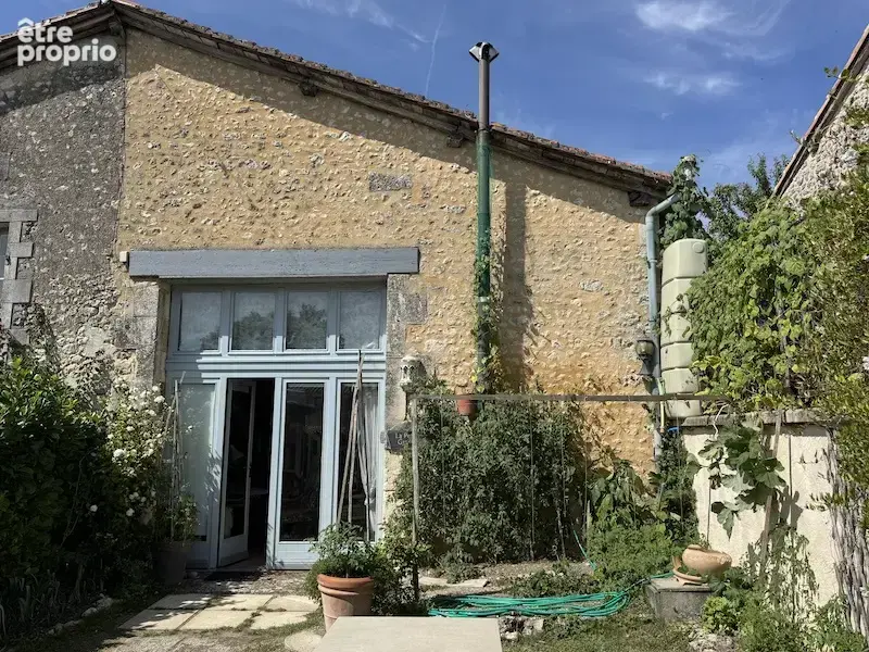 Maison à BOUTEILLES-SAINT-SEBASTIEN