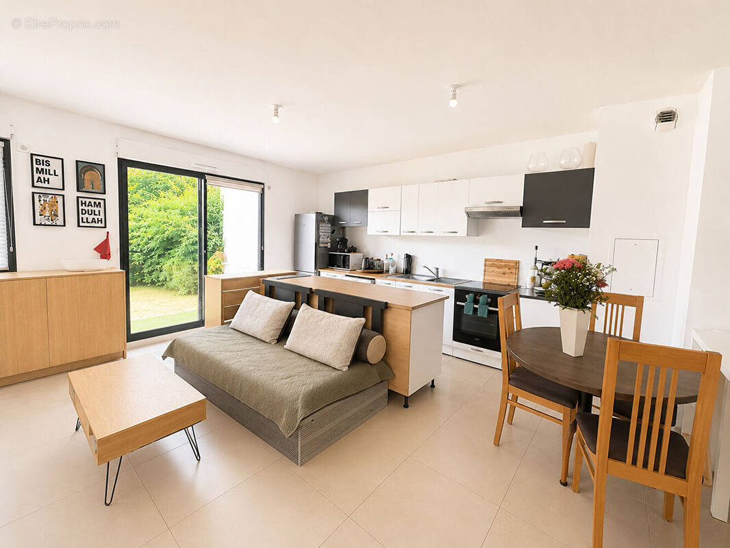 Appartement à ROSNY-SOUS-BOIS