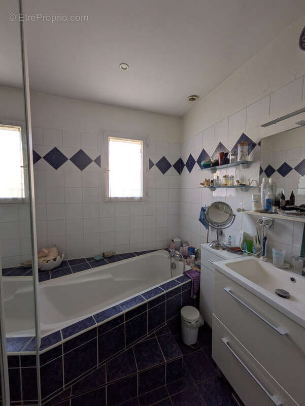 Maison à SAINT-VICTOR