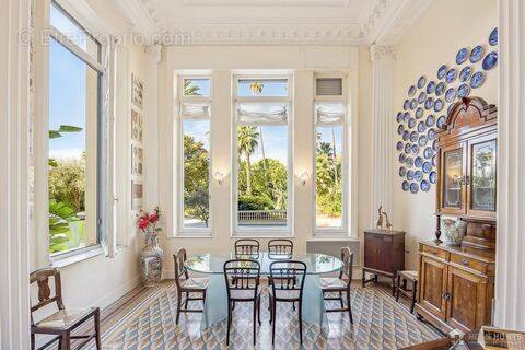 Appartement à BEAULIEU-SUR-MER