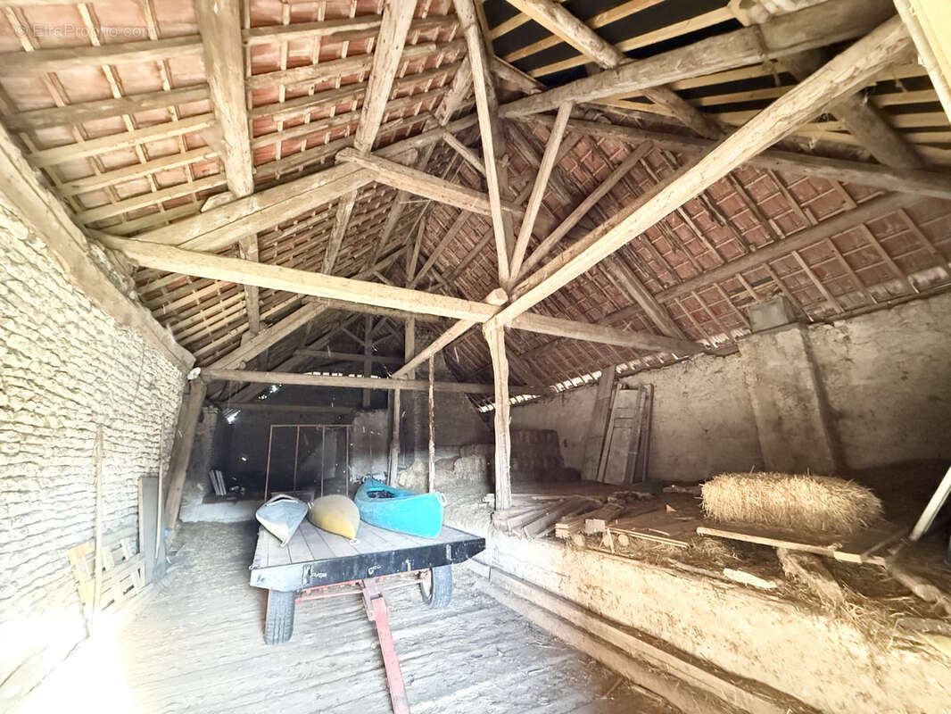 Maison à FOUCHERANS