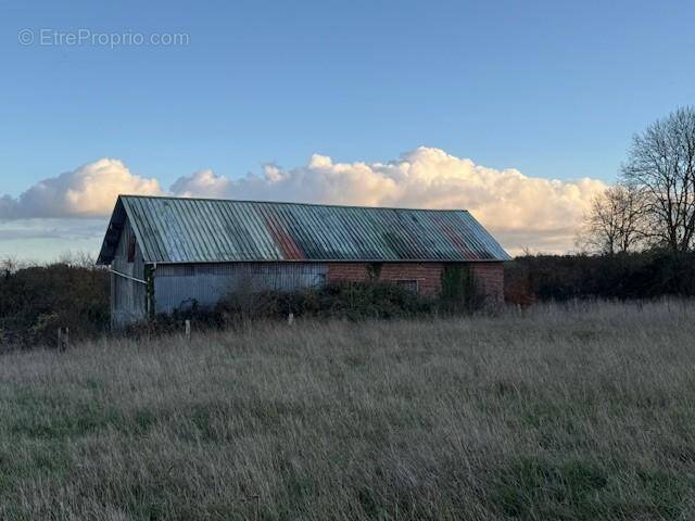 Terrain à SAINT-GERMAIN-D&#039;AUNAY