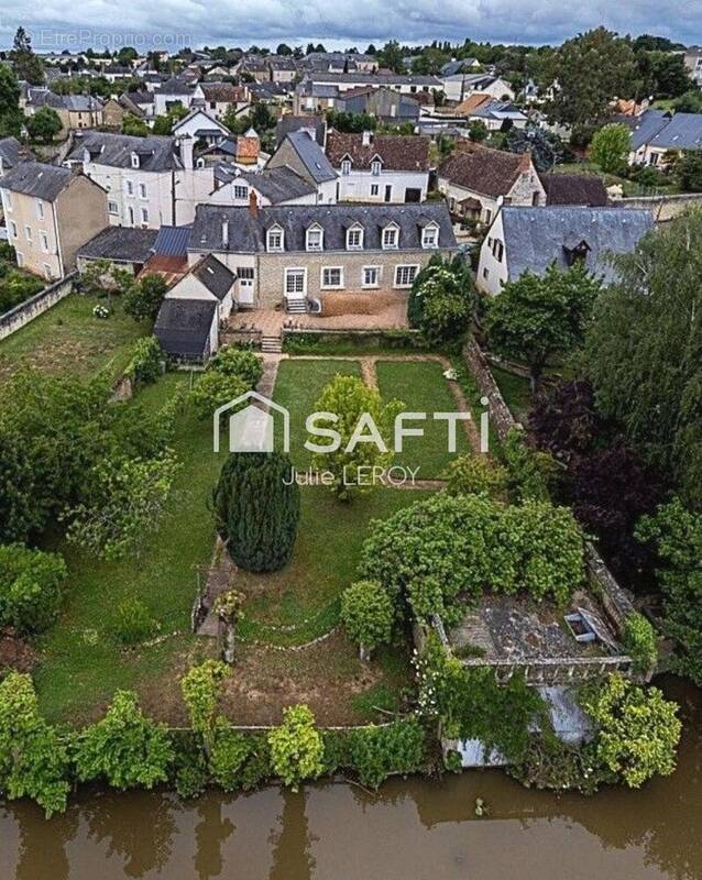 Photo 1 - Maison à LOUE