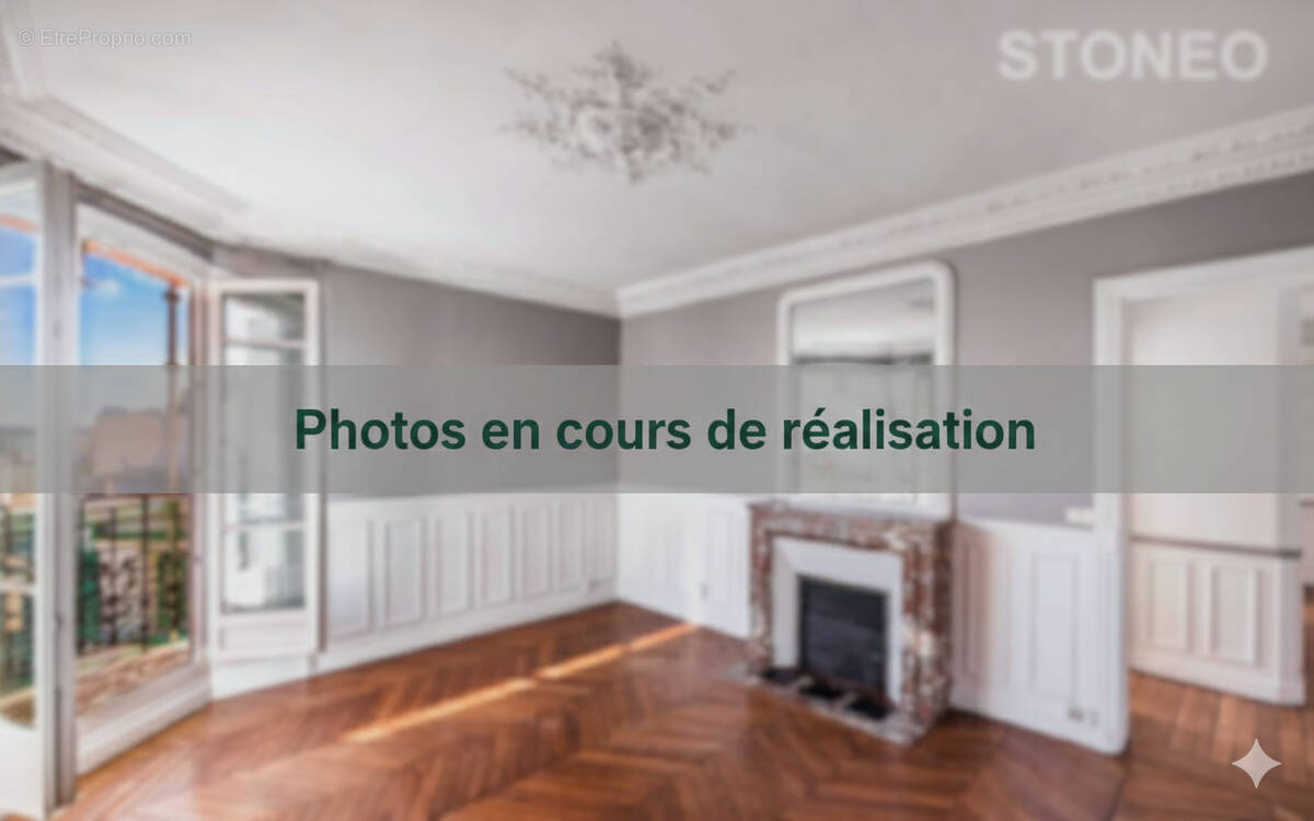 Appartement à PARIS-16E