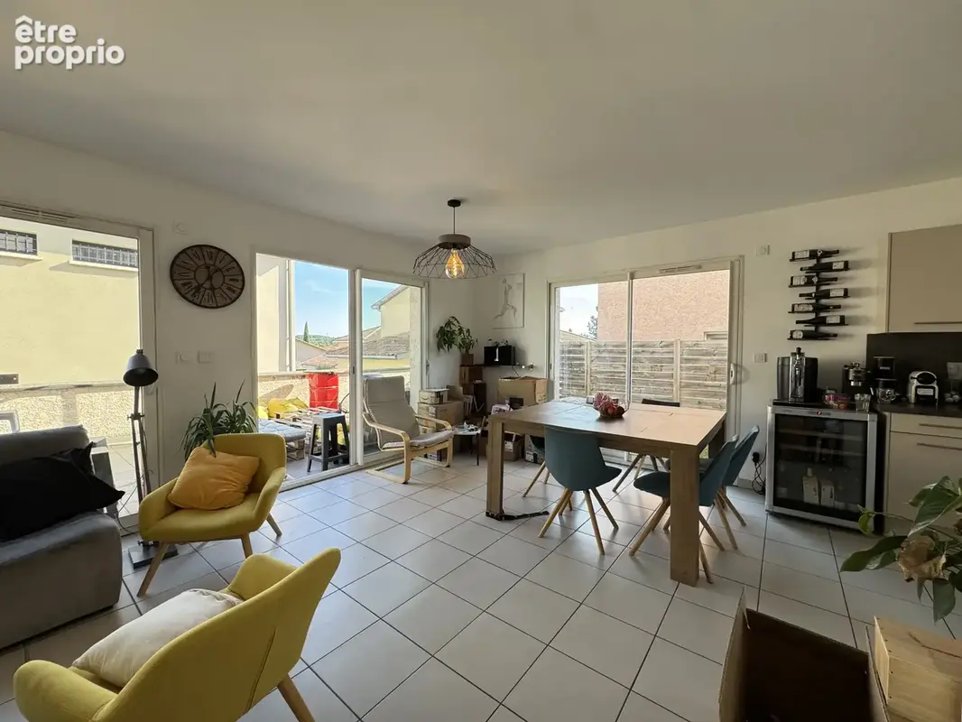 Communay - maison 4 pieces - coeur de village - photo 8