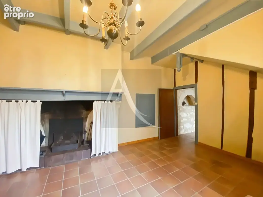 Unique maison de village et son jardin .. - photo 9