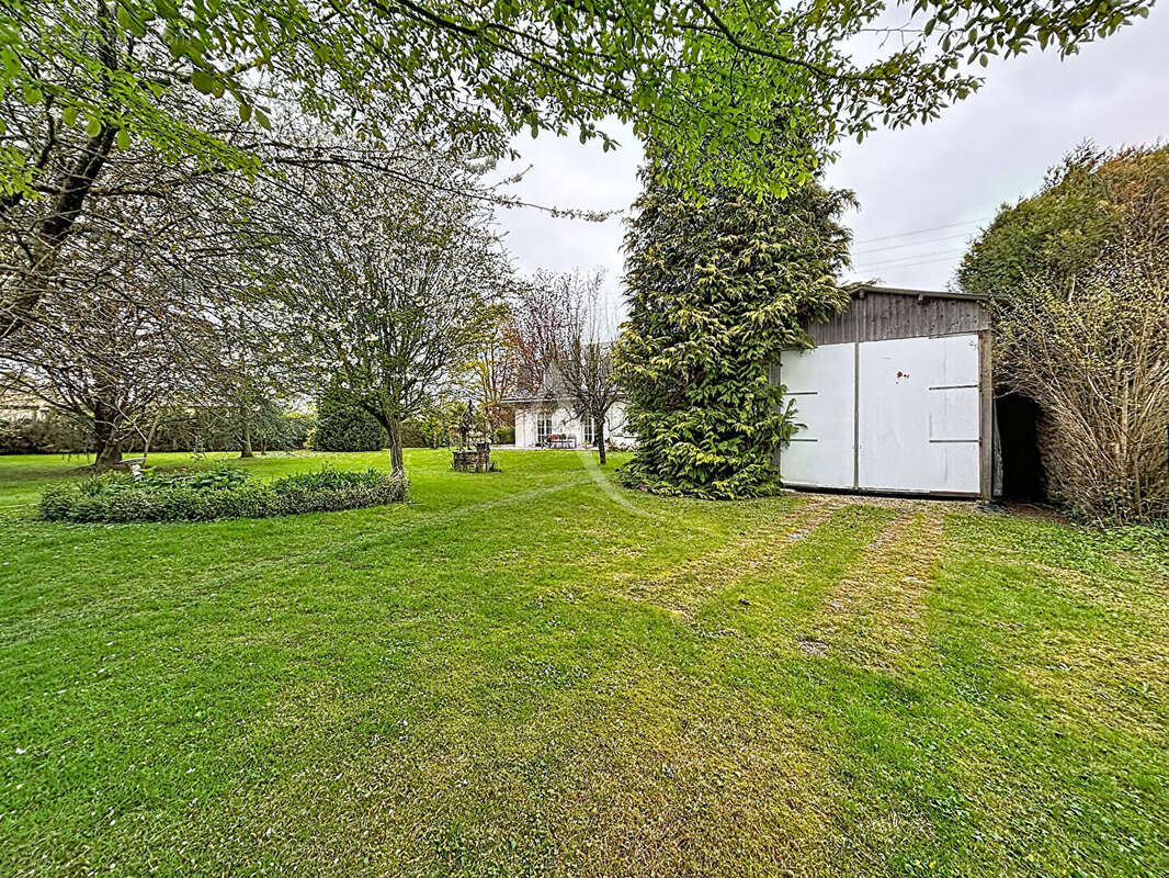 Maison à POMMERIEUX
