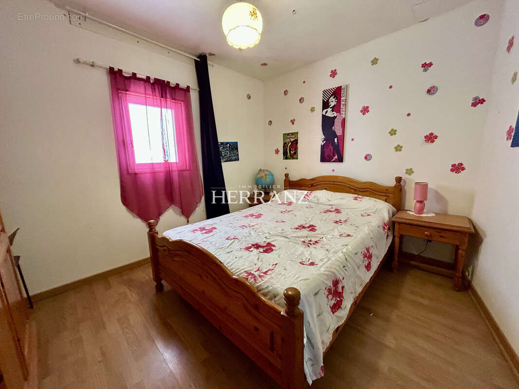 Maison à SAINT-DENIS-DE-PILE