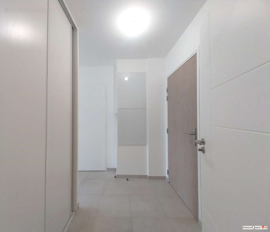 Appartement à MEYLAN