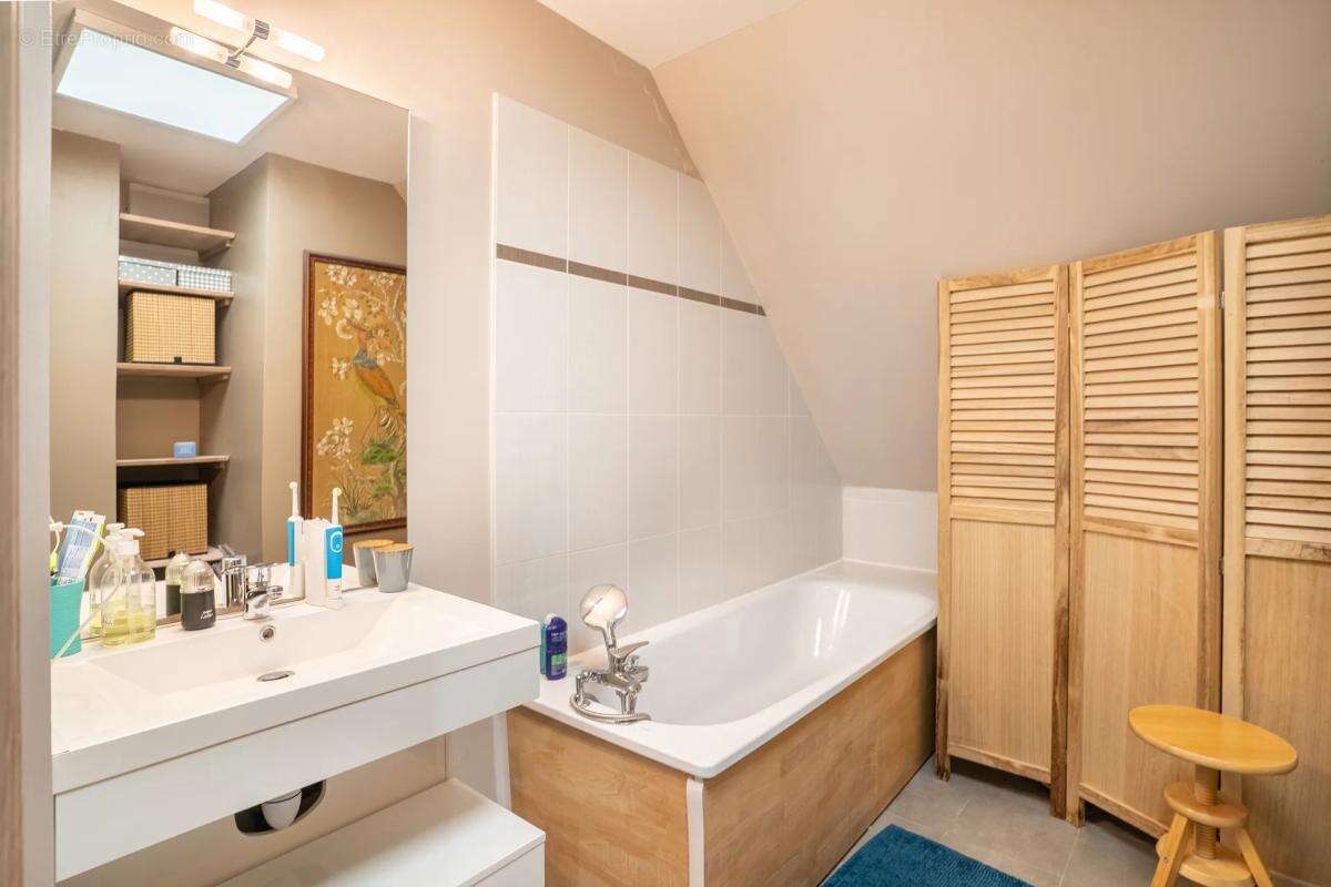 Appartement 4 pièces Rouen Centre (77 m2 loi Carrez) - photo 11