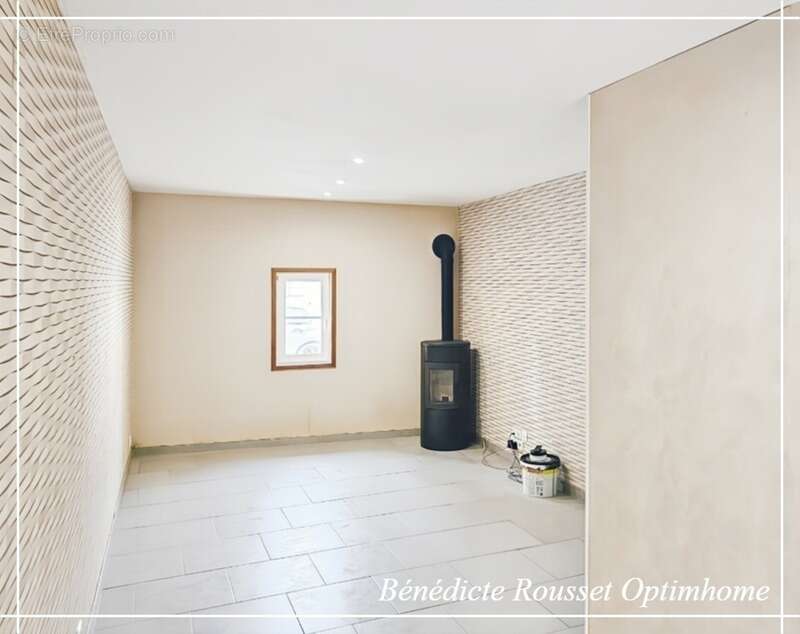 Maison à CRESSONSACQ