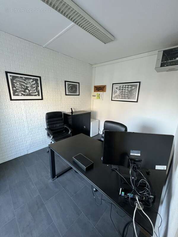 Commerce à SAINT-DENIS