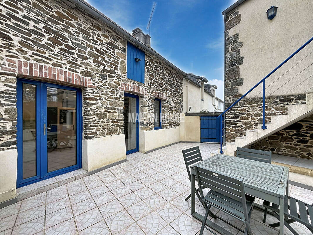 Charmante maison rénovée avec goût, jardin sans vis-à-vis et espace détente - photo 17