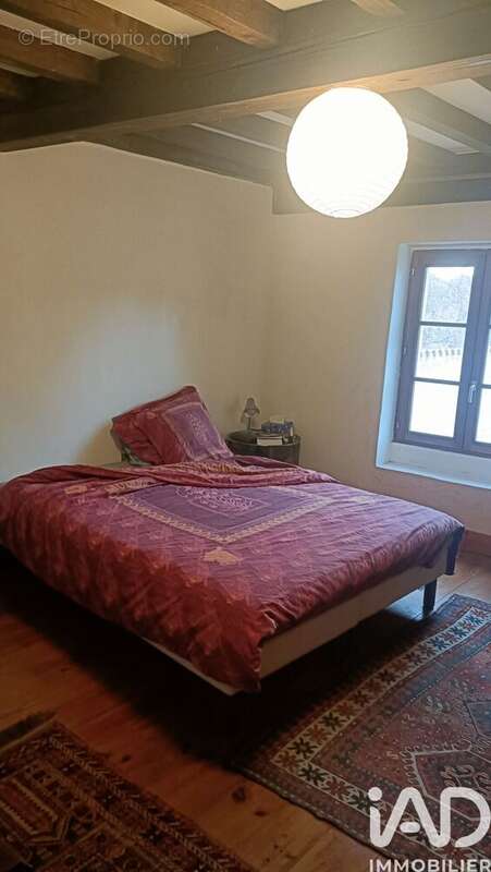 Maison 160 m² à Chambost-Longessaigne  - photo 6