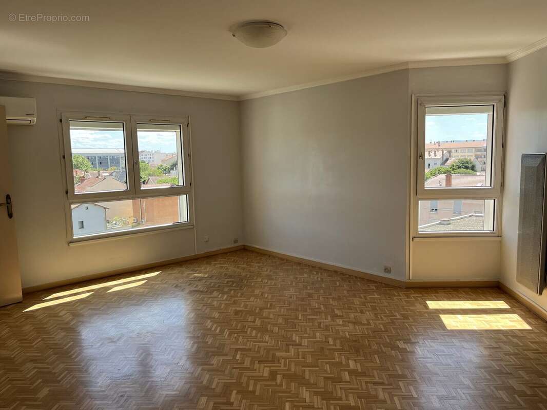 Appartement à LYON-3E