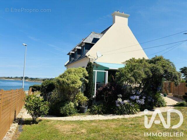 Photo 1 - Maison à TREBEURDEN