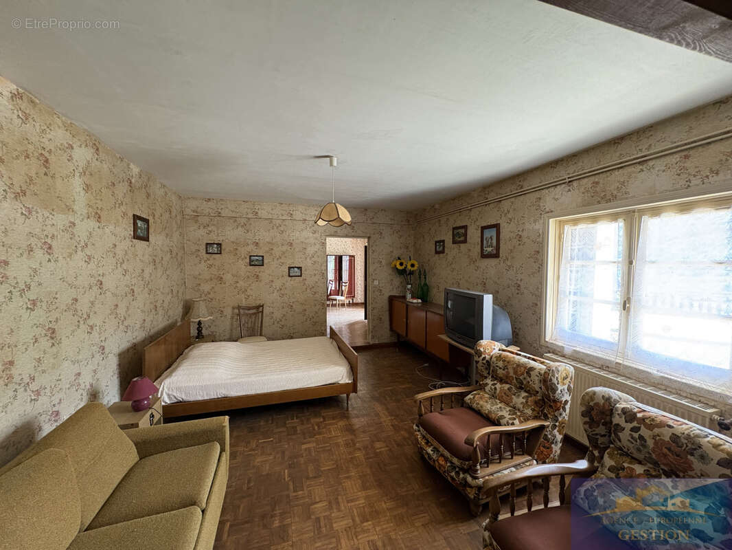 Maison à AUCUN