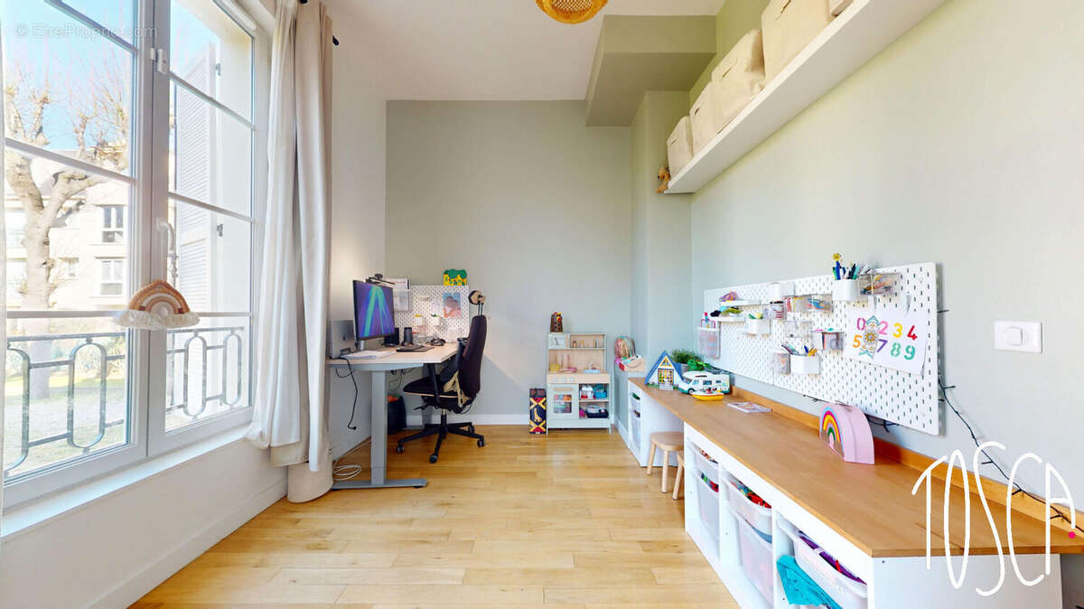 Appartement à THIAIS