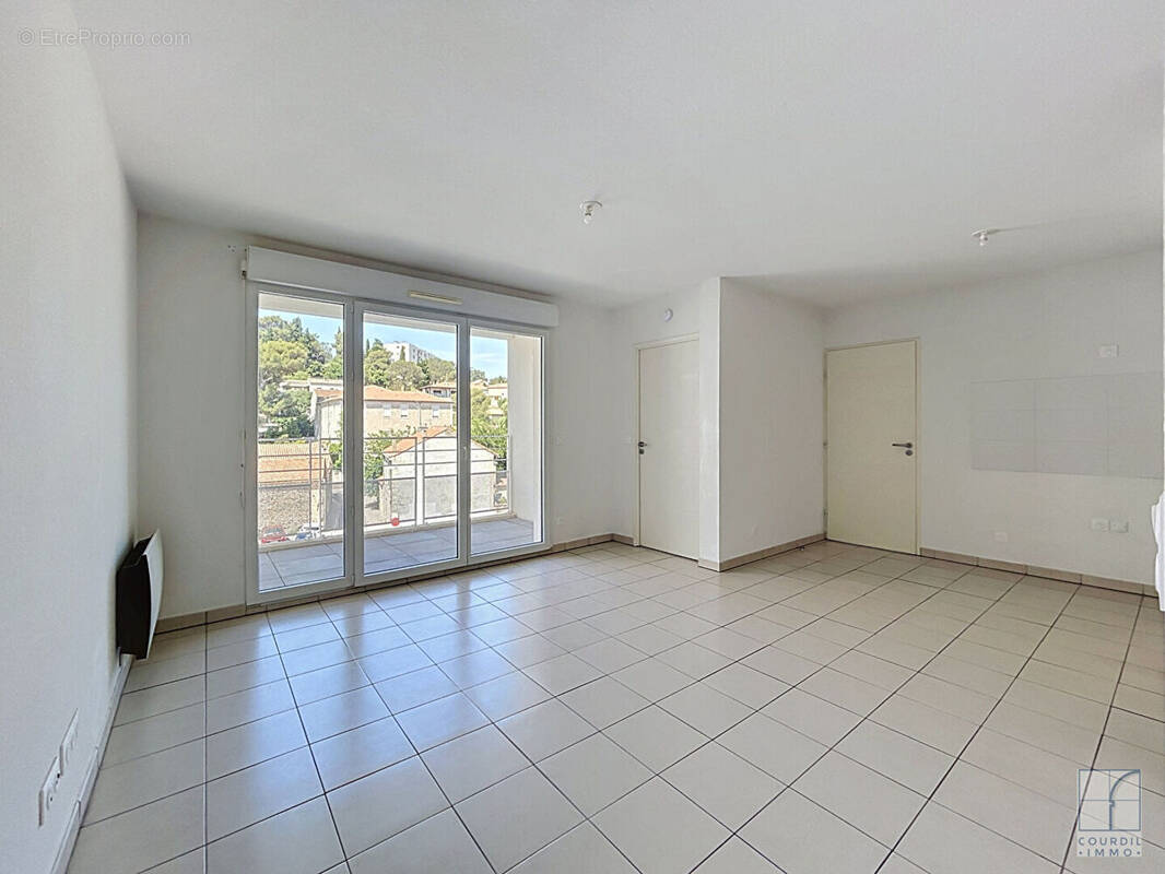 Appartement à NIMES