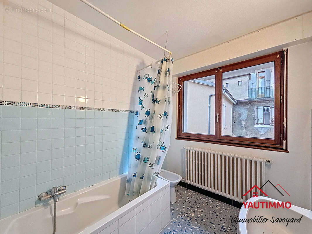 Appartement à SAINT-JULIEN-EN-GENEVOIS