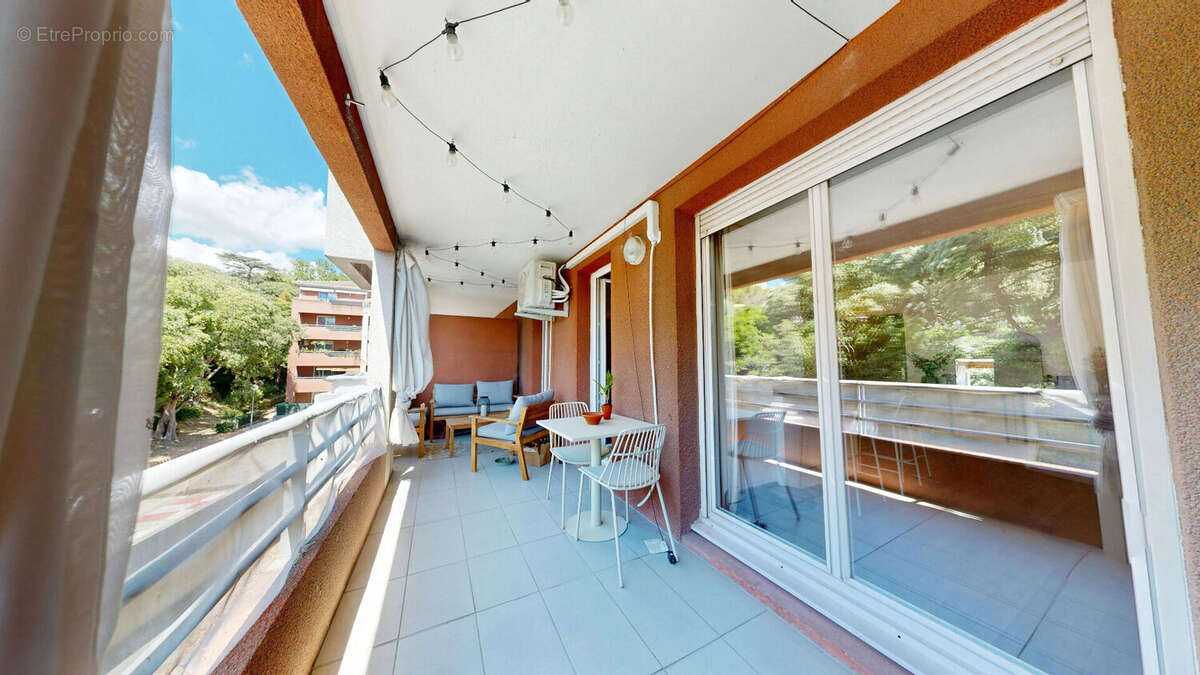 Appartement à MARSEILLE-12E