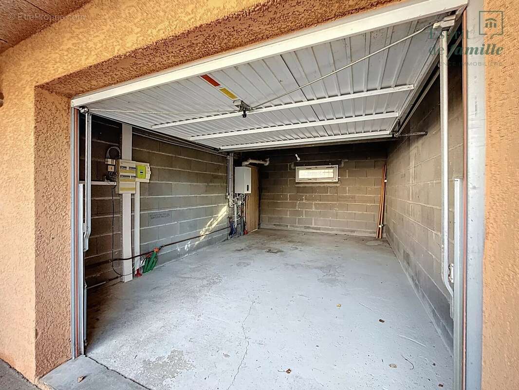 MEYZIEU, Au calme, agréable maison familiale de 105 m², - photo 14