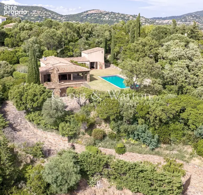 Parc de cavalaire: villa provençale avec une vue mer exceptionnelle & piscine - photo 4