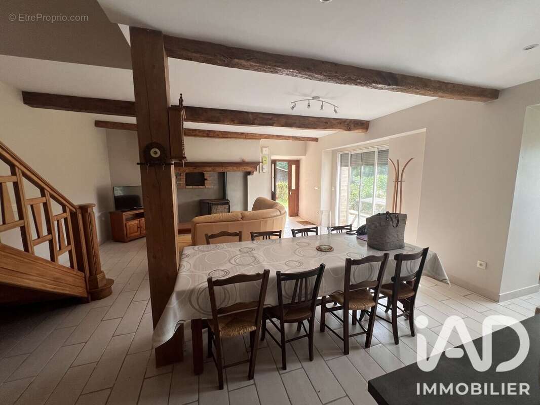 Maison 114 m² à Astugue  - photo 5