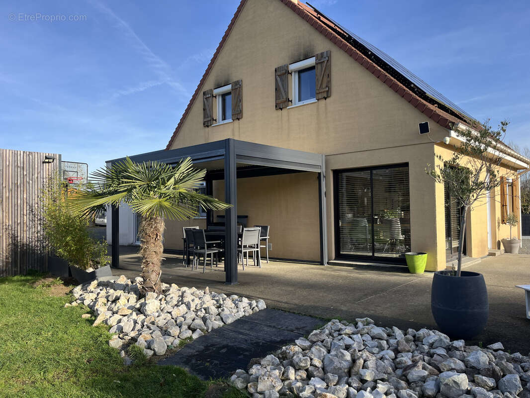 Maison à SAINT-MARS-DE-LOCQUENAY