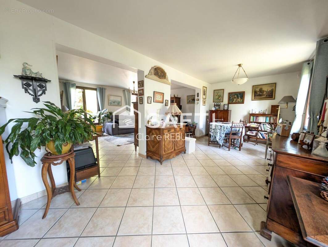 Photo 4 - Maison à LIVRY-GARGAN