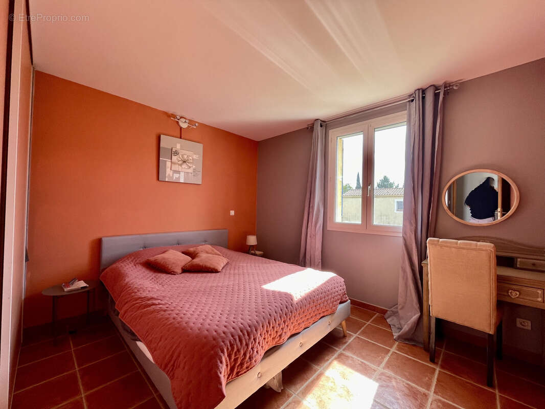 Maison à VAISON-LA-ROMAINE