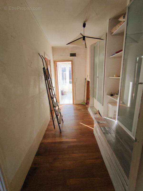 Maison à YZEURES-SUR-CREUSE