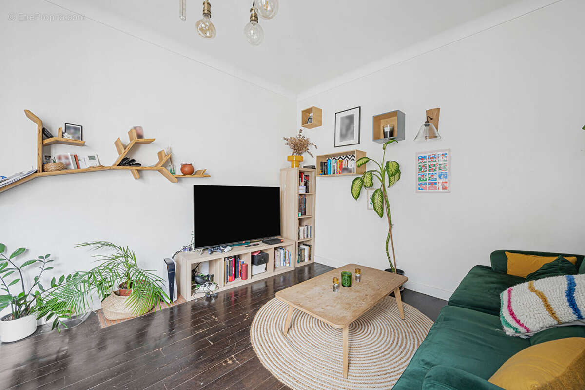 Appartement à PARIS-12E