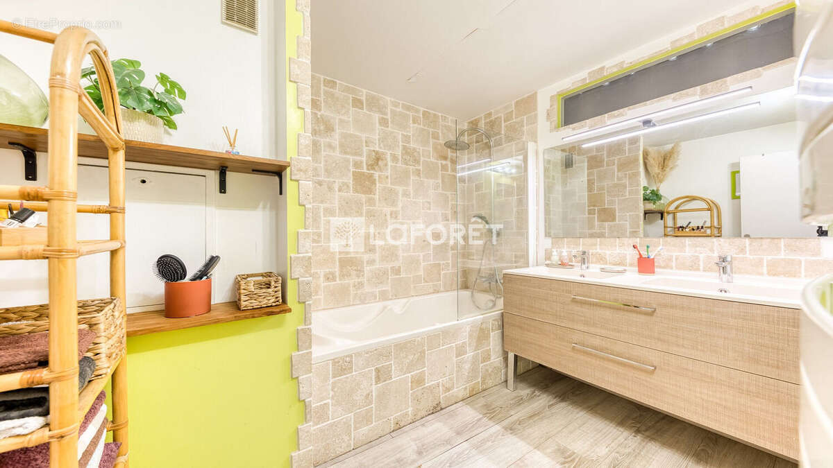 Appartement à ROISSY-EN-BRIE
