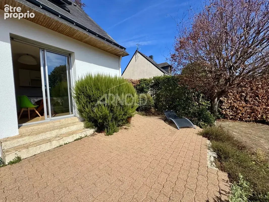 Orvault Bourg - Maison 5 chambres, jardin et vue dégagée - photo 4