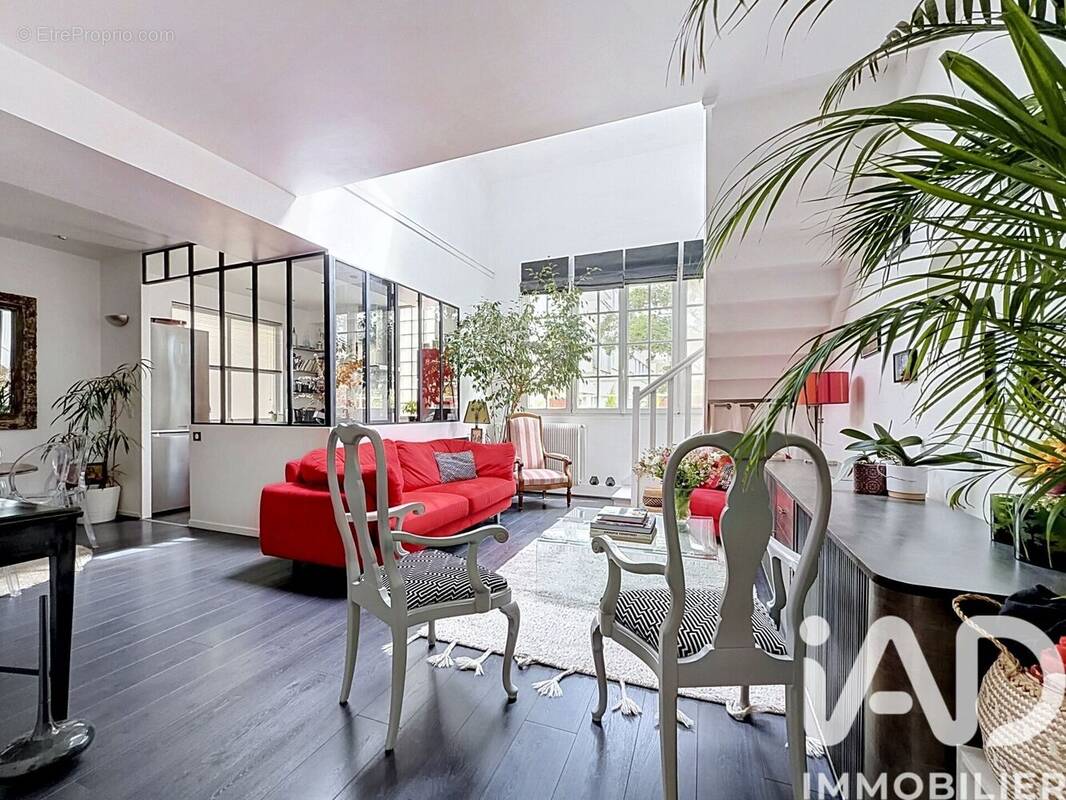 Photo 1 - Appartement à LA GARENNE-COLOMBES