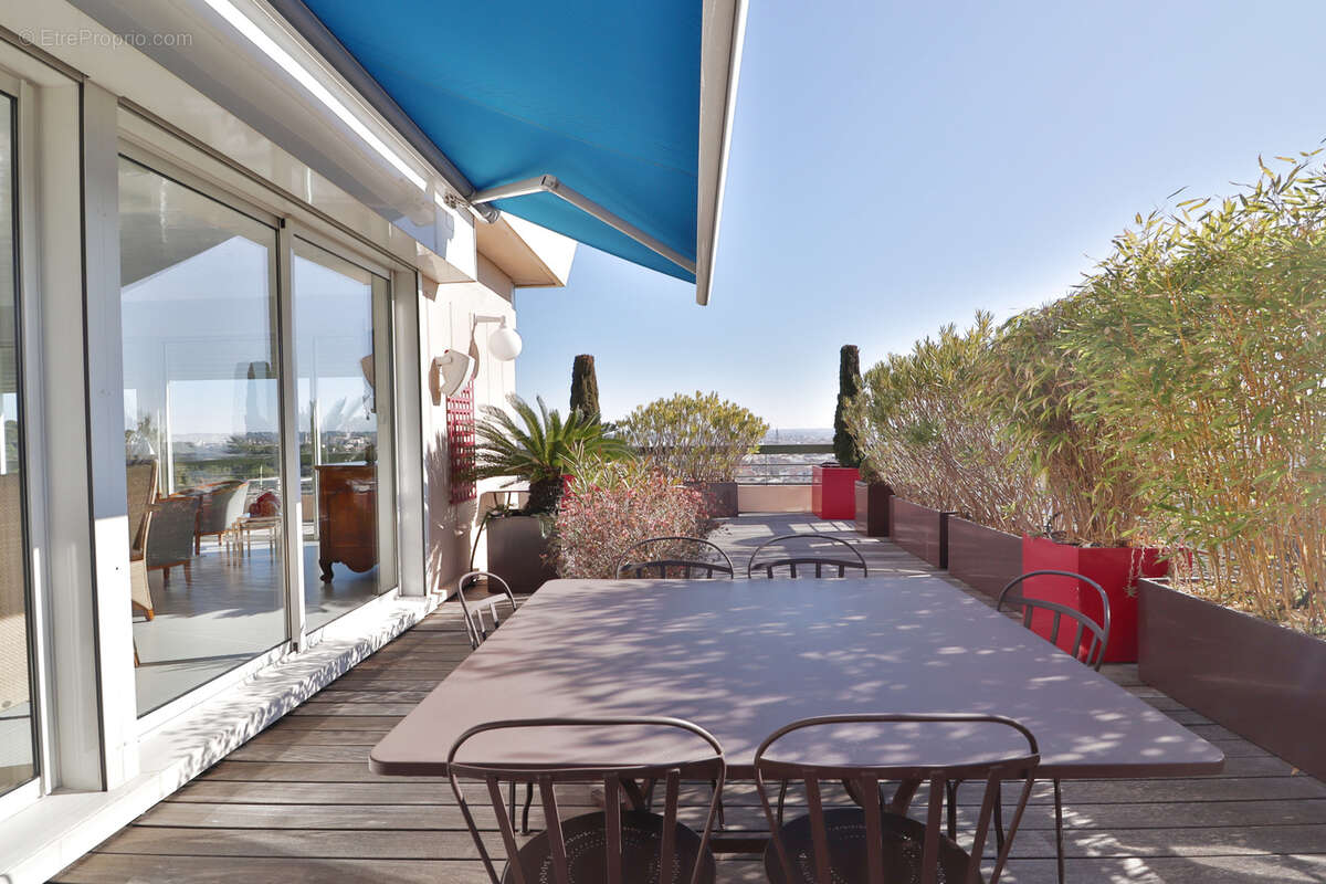 Appartement à NIMES