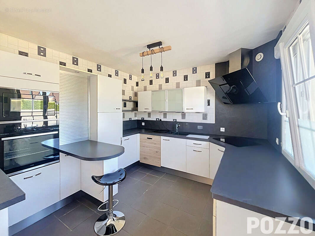 À vendre ! Belle maison familiale 5 chambres à Démouville - photo 6