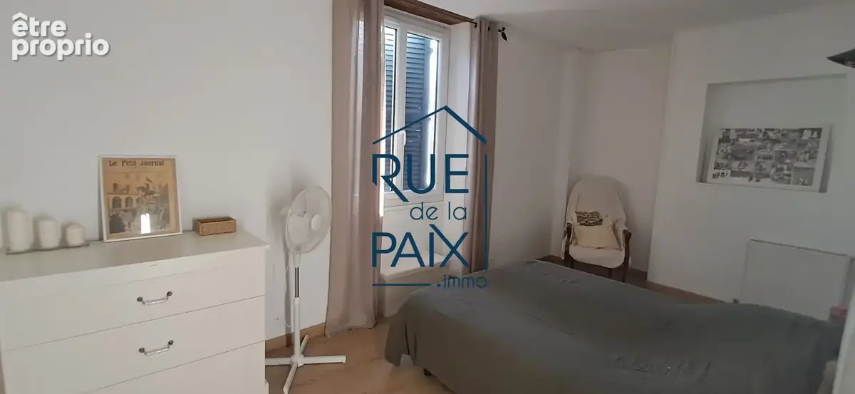Maison 6 pièces 165 m² à vendre à Saint-Gervais-Les-Trois-Clochers (86230) - photo 8