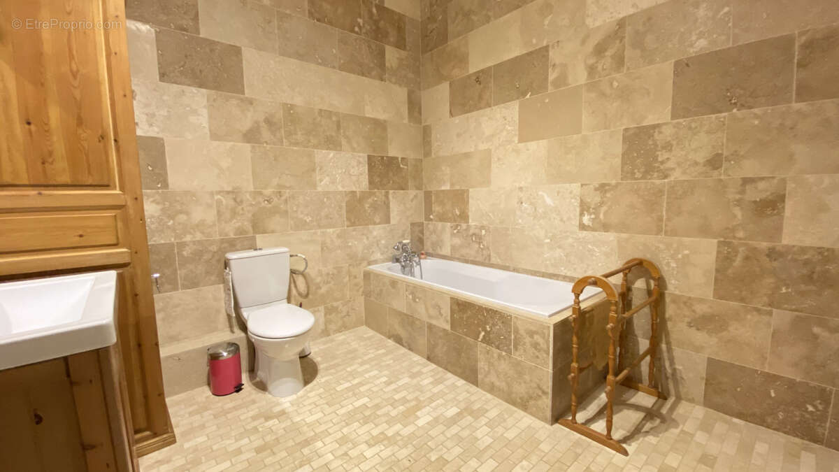 Maison à MORTAGNE-SUR-GIRONDE