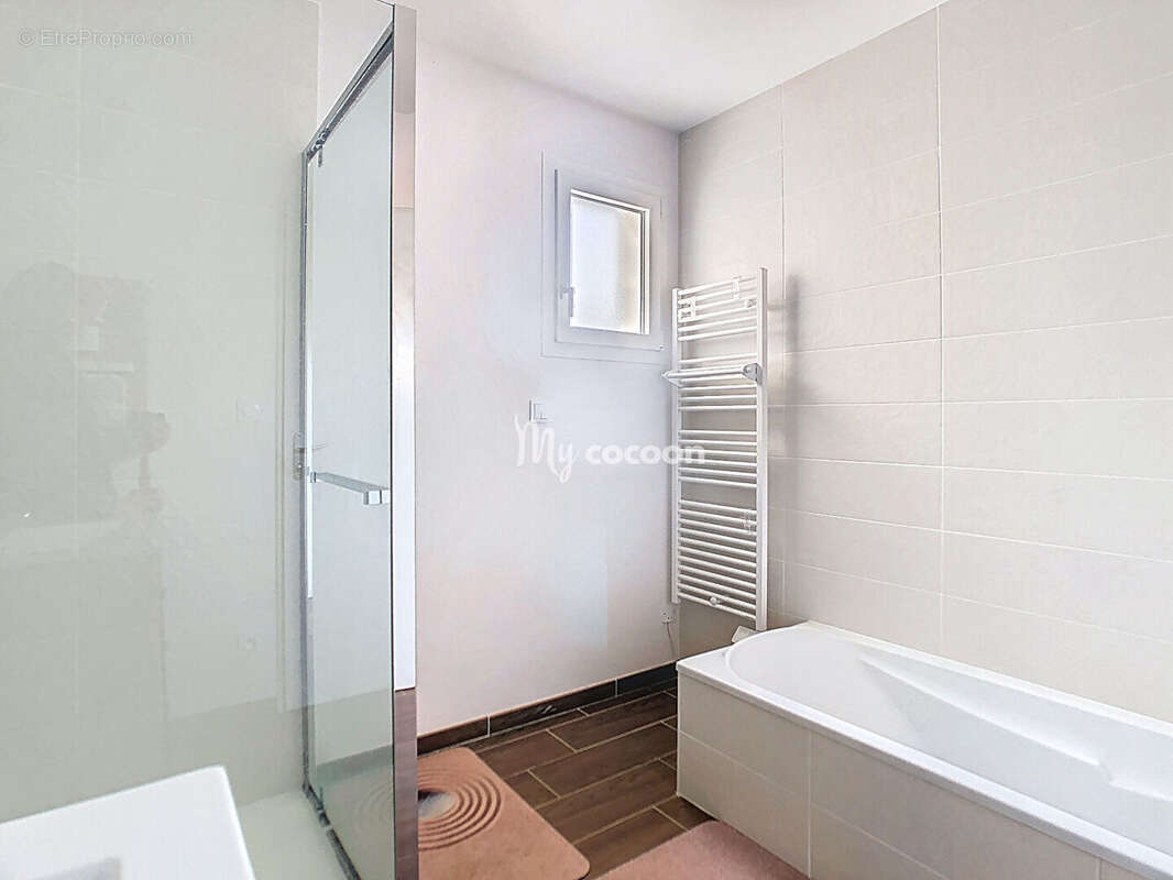 Maison à MEILLONNAS