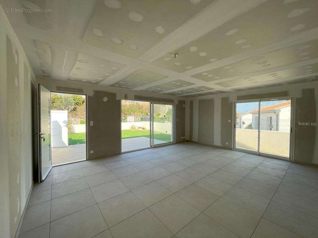 Maison à PAILHES