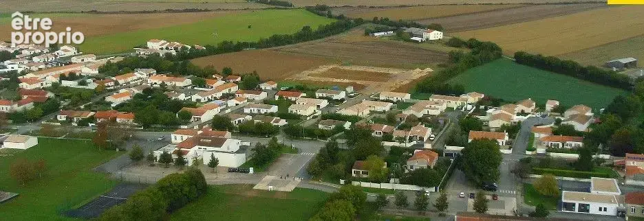 Terrain à LE THOU
