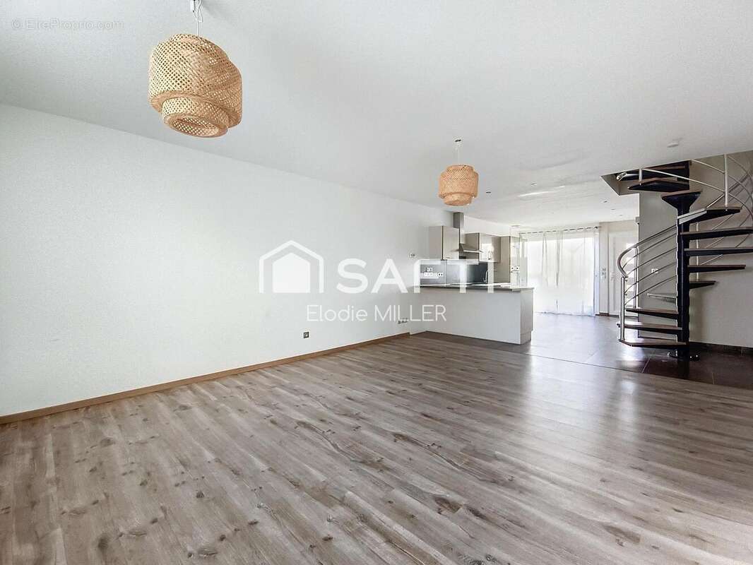 Photo 3 - Maison à JARVILLE-LA-MALGRANGE