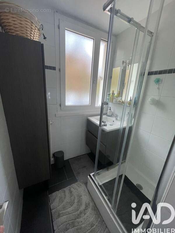 Photo 6 - Appartement à SAINT-GERMAIN-LES-ARPAJON