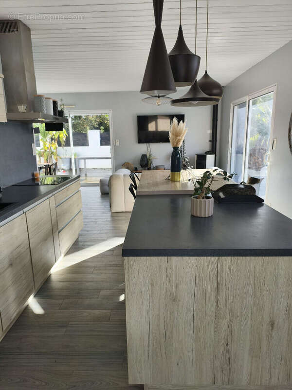 Maison à COMMEQUIERS