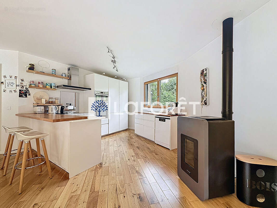 Maison à FRANQUEVILLE-SAINT-PIERRE