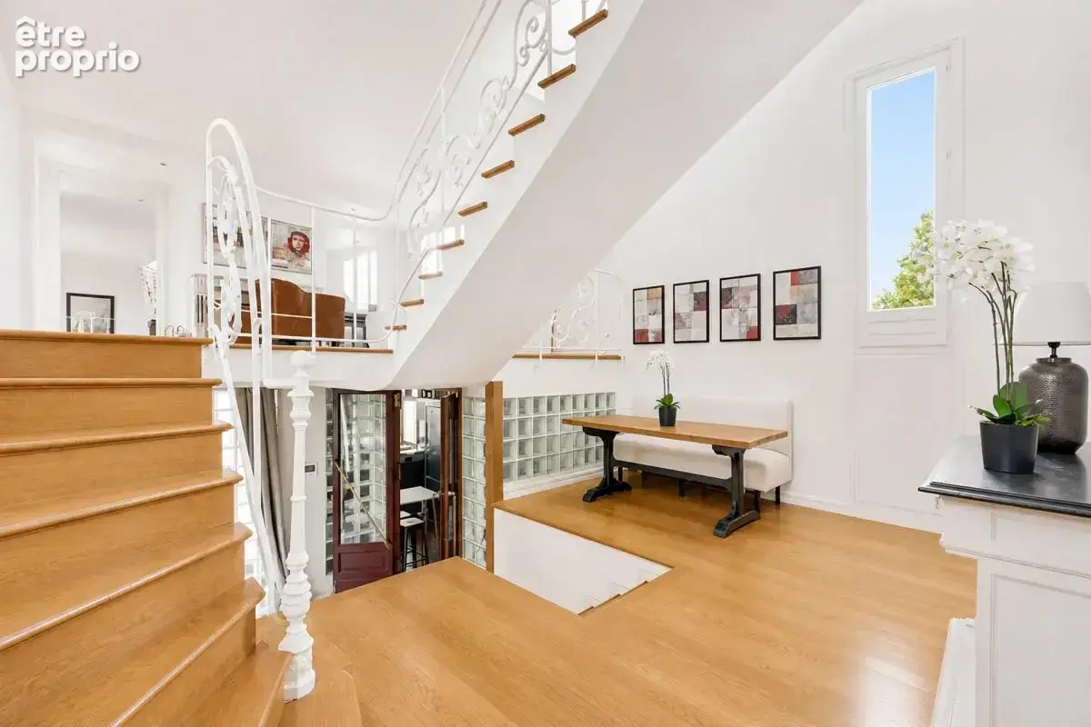 Maison de 5 pièces de 135 m² à Garches - photo 10