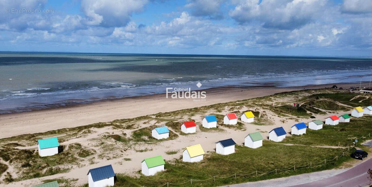 Terrain 697 m² à Gouville-Sur-Mer  - photo 4