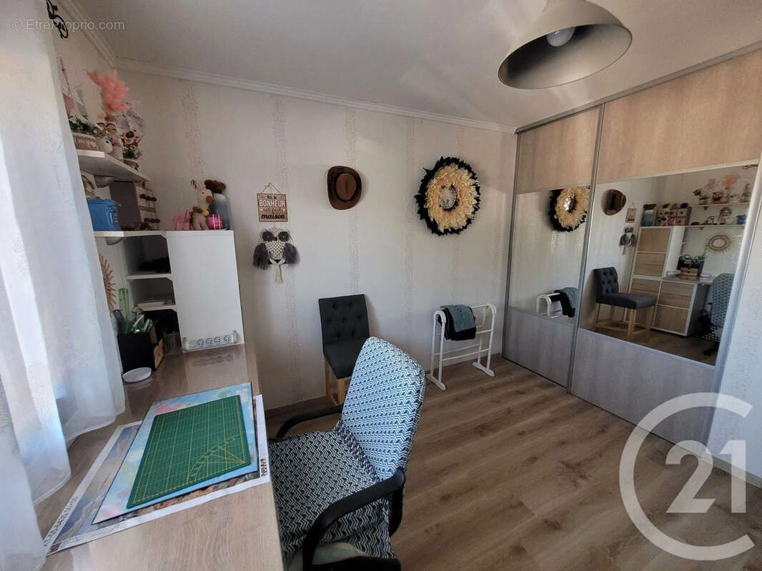 Maison 125 m² à Montpont-En-Bresse  - photo 9